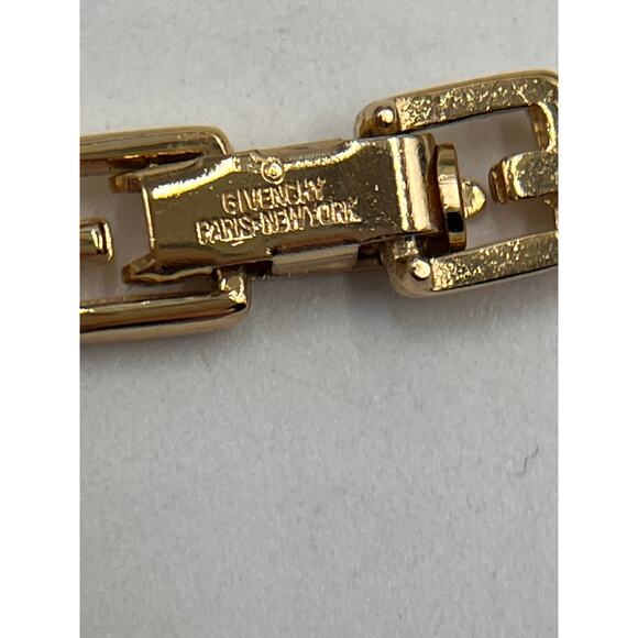 Givenchy Bijoux Paris New York Designer Gold Plated Cream Enamel G Necklace New - Picture 8 of 11